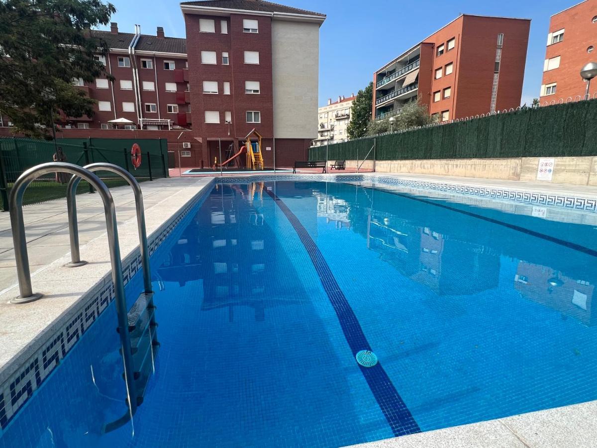 Pool And Confort 3 Habitaciones Y Garaje By Apartamentos Logrono Exterior photo